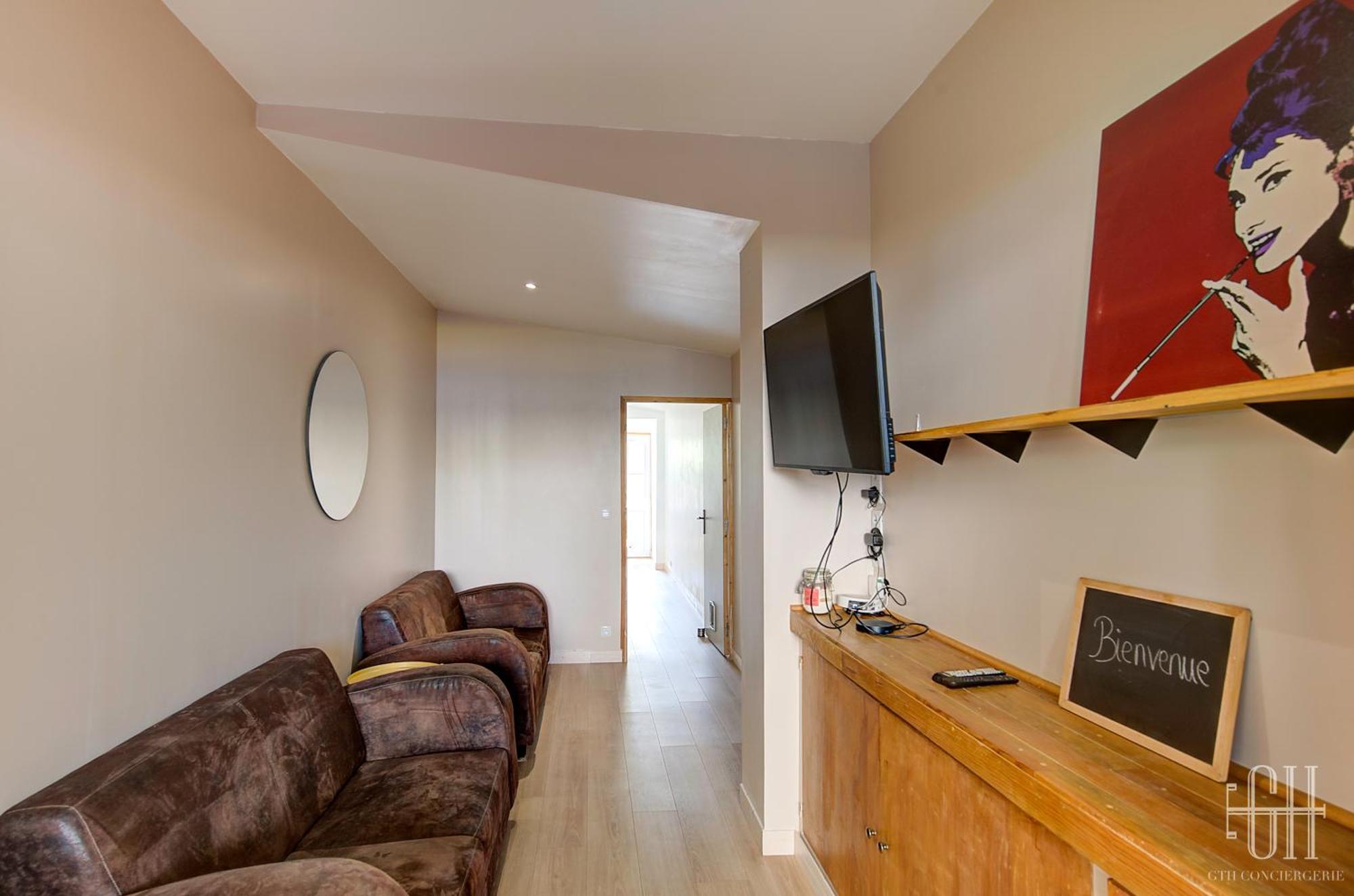 Le Qg Apartment Tours Bagian luar foto