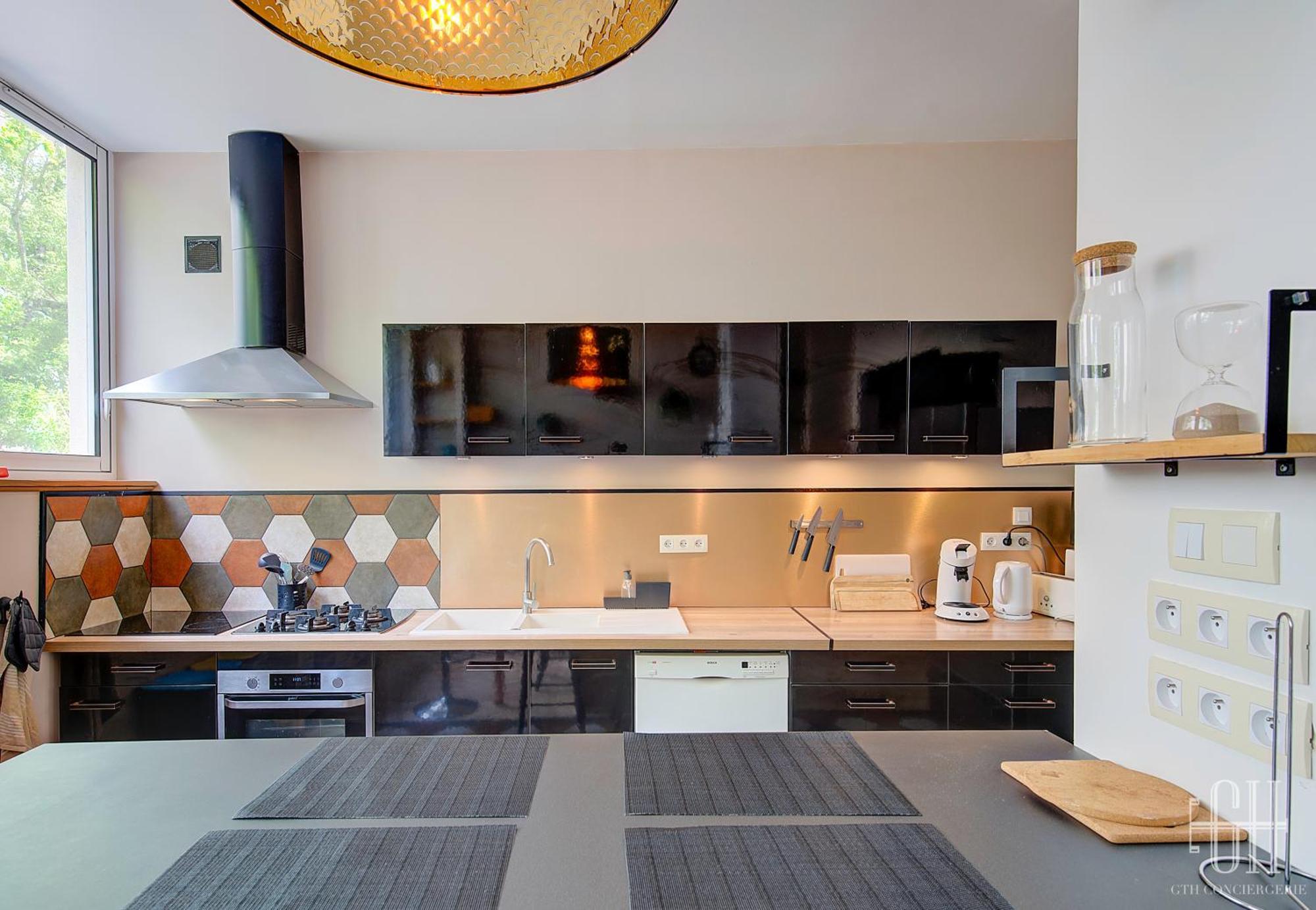 Le Qg Apartment Tours Bagian luar foto