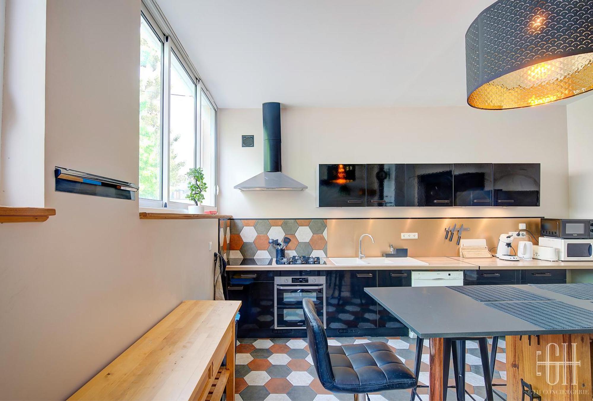 Le Qg Apartment Tours Bagian luar foto