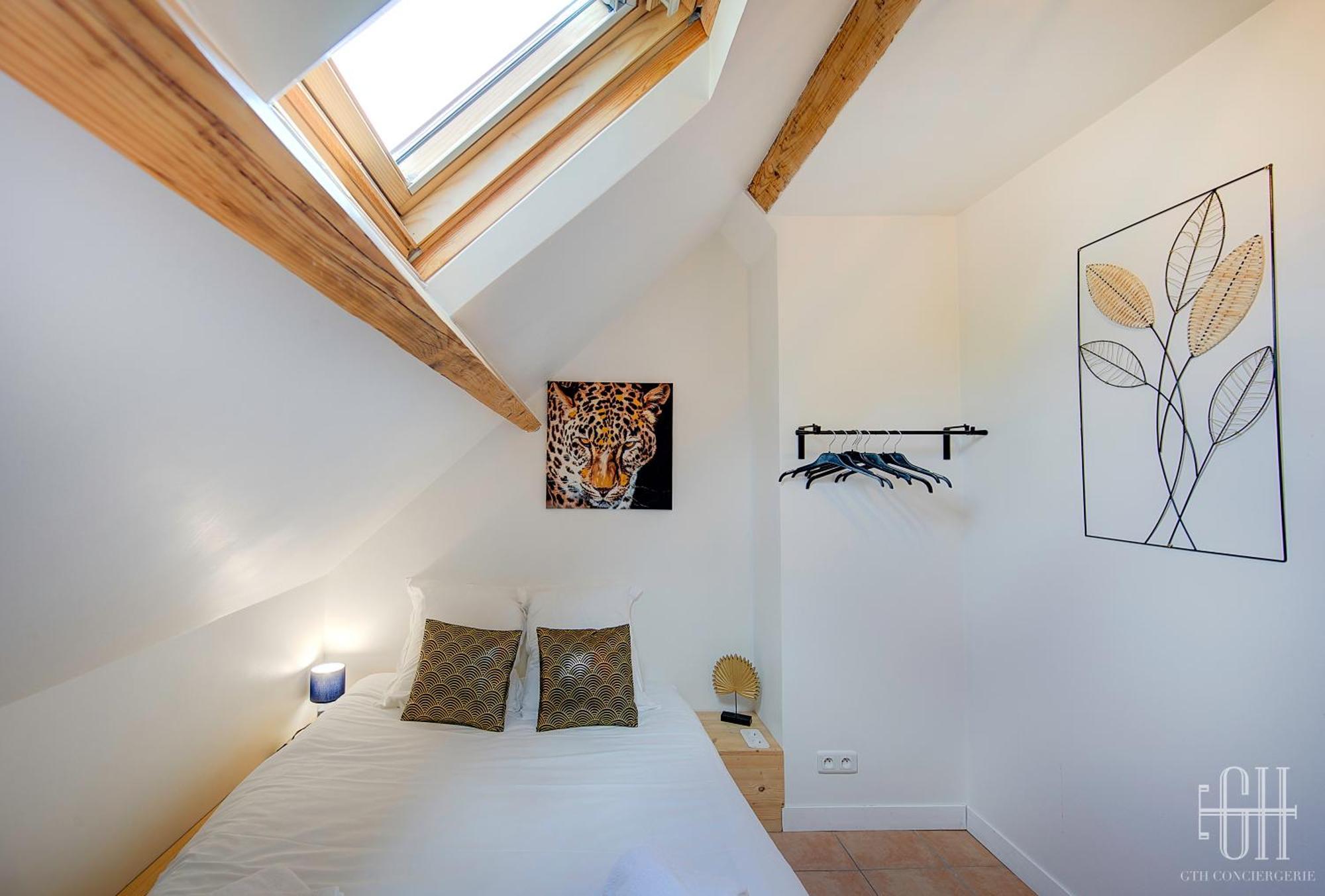 Le Qg Apartment Tours Bagian luar foto